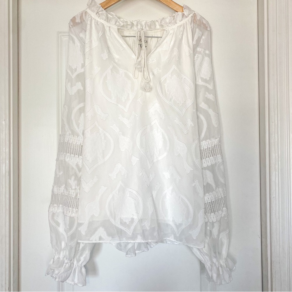 NWT Aura Tunic Patterned White Blouse Long-Sleeve Tie Collar Large